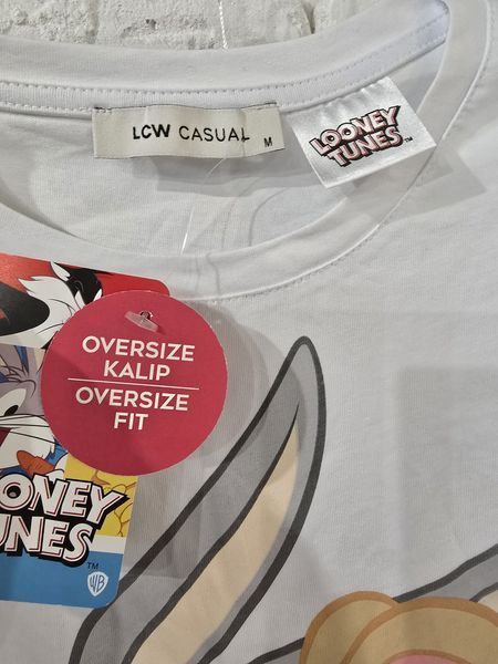 Футболка M Looney tunes 3312 фото