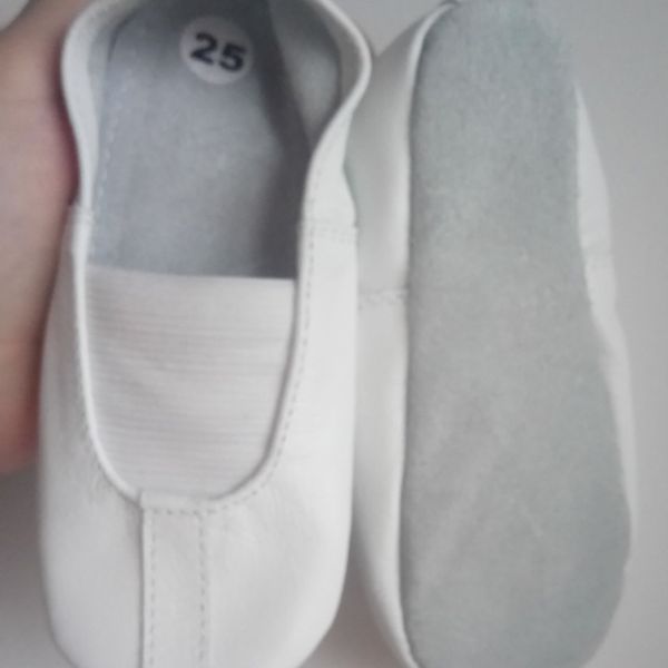 Чешки детские,кожа, р.&nbsp;31,32,33,34,35. белые 1268-3 фото